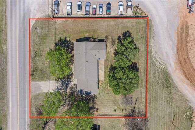 604 N Main Street, Elmore City, OK 73433