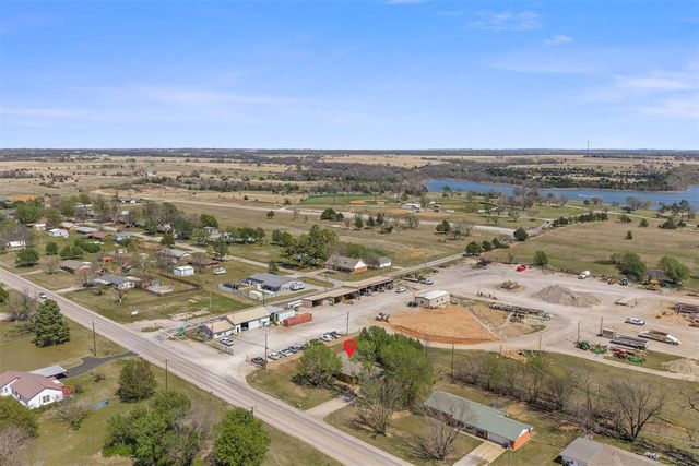 604 N Main Street, Elmore City, OK 73433