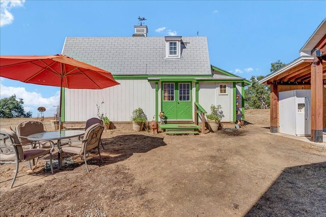 49229 Balch Park Road, Springville, CA 93265