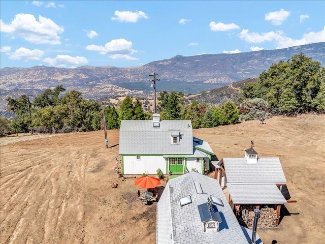 49229 Balch Park Road, Springville, CA 93265