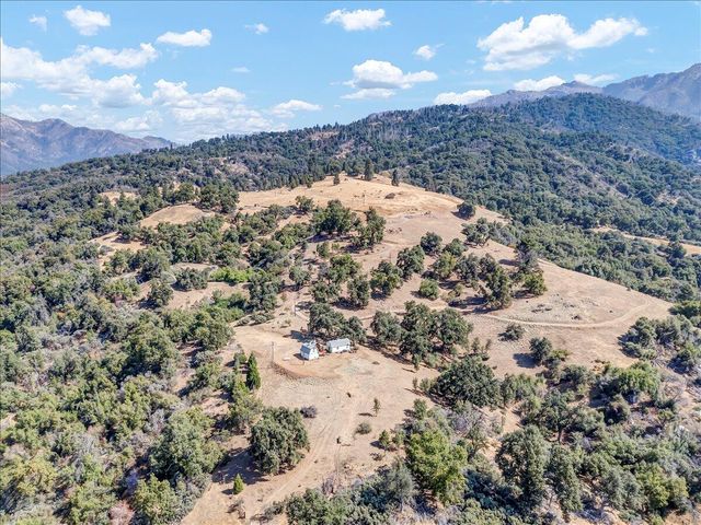 49229 Balch Park Road, Springville, CA 93265