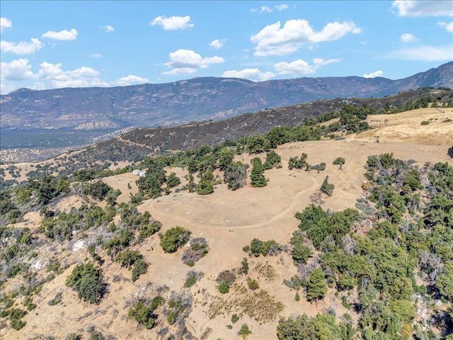 49229 Balch Park Road, Springville, CA 93265