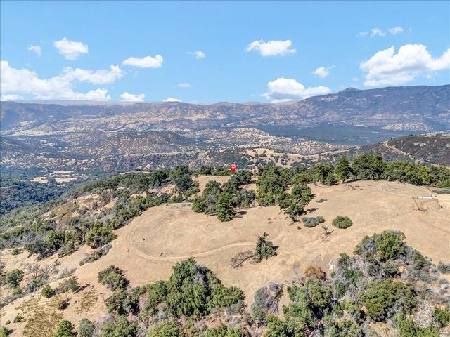 49229 Balch Park Road, Springville, CA 93265