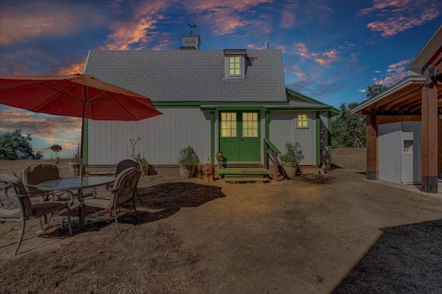 49229 Balch Park Road, Springville, CA 93265