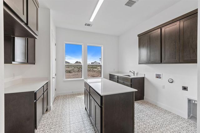 117 Yaklin DR, Liberty Hill, TX 78642