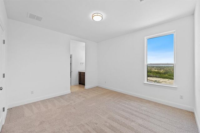 117 Yaklin DR, Liberty Hill, TX 78642