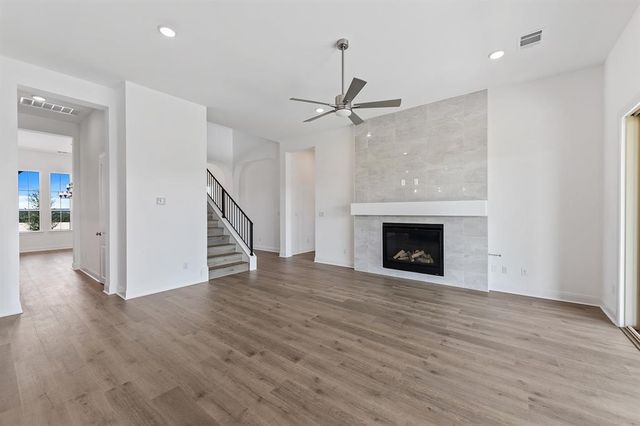 117 Yaklin DR, Liberty Hill, TX 78642