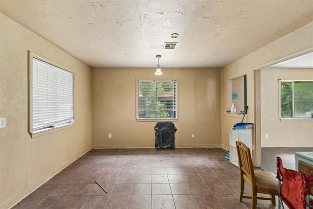 429 W Fairchild Drive, Midwest City, OK 73110