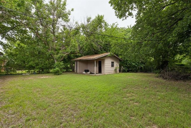 429 W Fairchild Drive, Midwest City, OK 73110