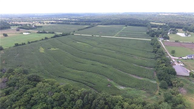 299th Street, Paola, KS 66071