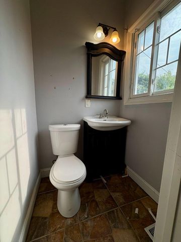 8 S PAYSON ST, Baltimore, MD 21223