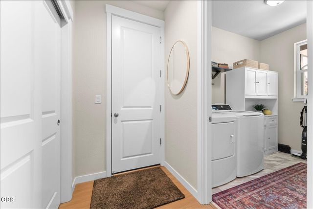 1516 Poppy Ridge Drive, Eagle Point, OR 97524