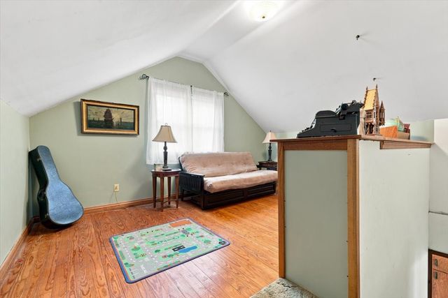 326 E 3rd Street S, Newton, IA 50208