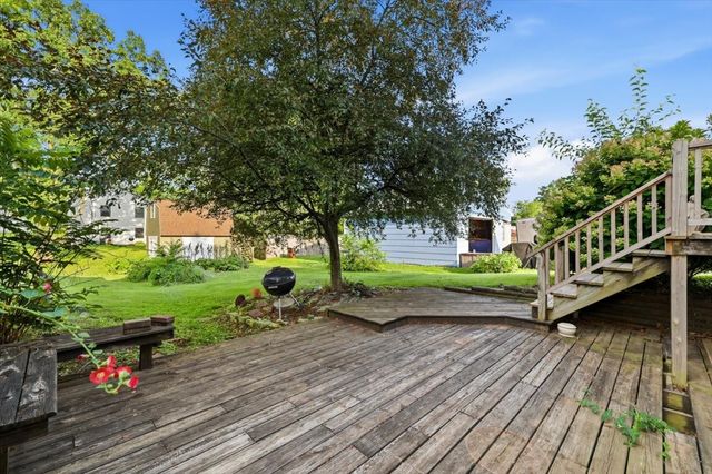 326 E 3rd Street S, Newton, IA 50208