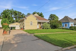 326 E 3rd Street S, Newton, IA 50208