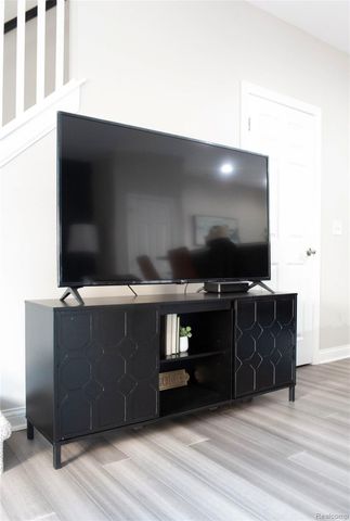 102 Edmund Place 7, Detroit, MI 48201