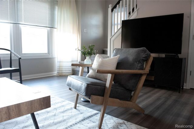 102 Edmund Place 7, Detroit, MI 48201