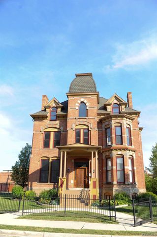 102 Edmund Place 7, Detroit, MI 48201