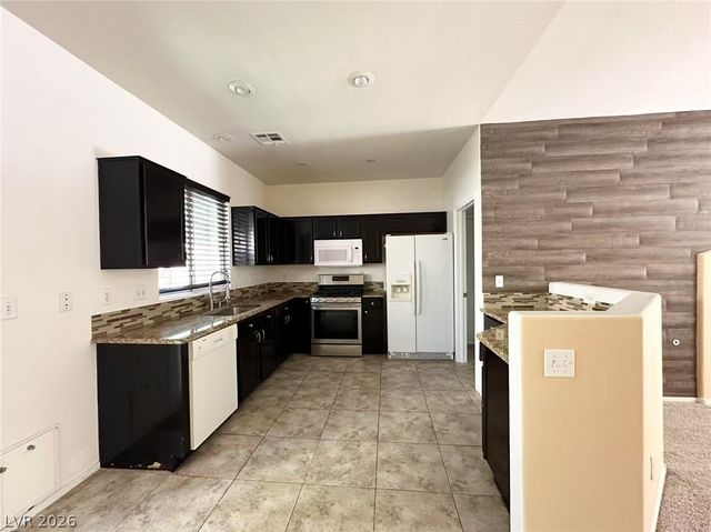 2646 GOOD FELLOWS Street, Las Vegas, NV 89135