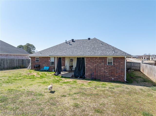 608 Laurel Way, Alma, AR 72921