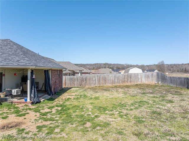 608 Laurel Way, Alma, AR 72921