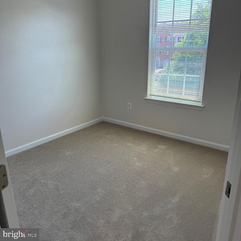 22851 CHESTNUT OAK TER, Sterling, VA 20166