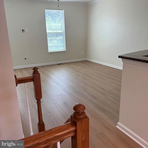 22851 CHESTNUT OAK TER, Sterling, VA 20166