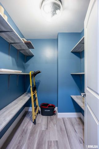 1901 Spring Garden Road, Marion, IL 62959