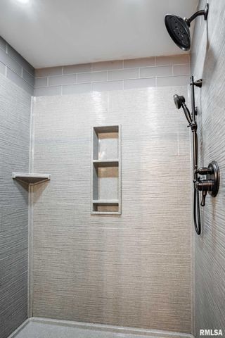 1901 Spring Garden Road, Marion, IL 62959