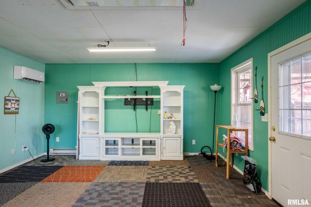 1901 Spring Garden Road, Marion, IL 62959