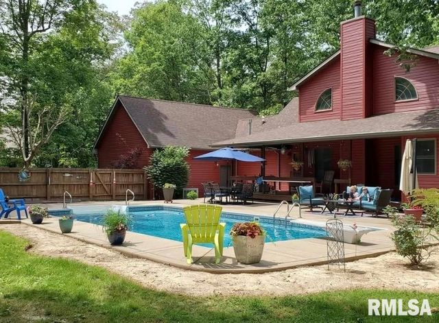 1901 Spring Garden Road, Marion, IL 62959