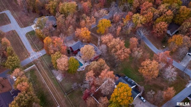 1901 Spring Garden Road, Marion, IL 62959