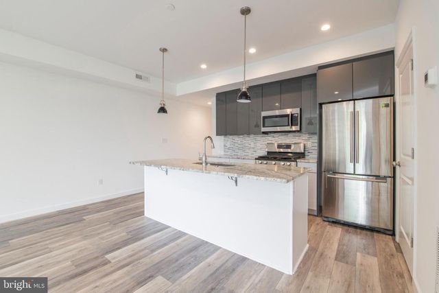 1528 N MARSHALL ST, Philadelphia, PA 19122