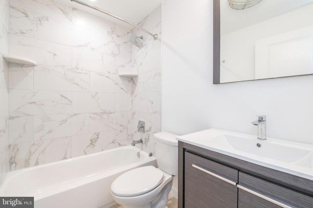 1528 N MARSHALL ST, Philadelphia, PA 19122