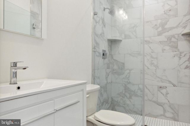 1528 N MARSHALL ST, Philadelphia, PA 19122