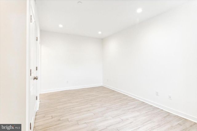 1528 N MARSHALL ST, Philadelphia, PA 19122