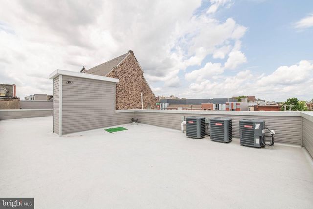 1528 N MARSHALL ST, Philadelphia, PA 19122