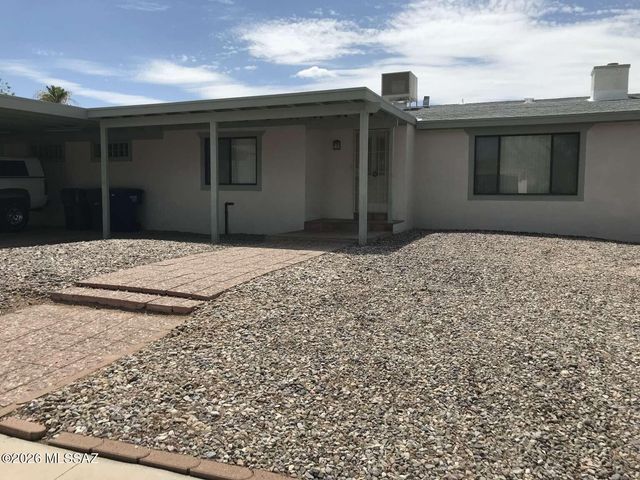 421 N Banff Avenue, Tucson, AZ 85748