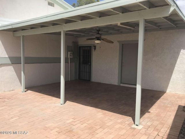 421 N Banff Avenue, Tucson, AZ 85748