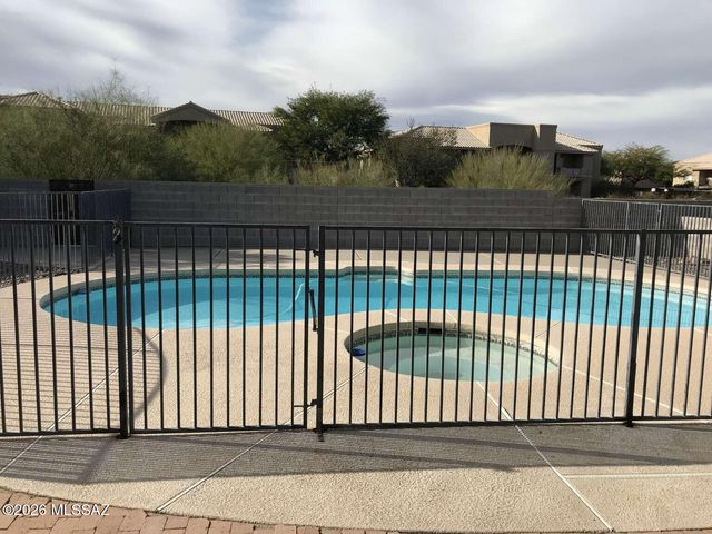 421 N Banff Avenue, Tucson, AZ 85748