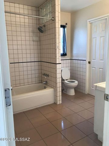421 N Banff Avenue, Tucson, AZ 85748