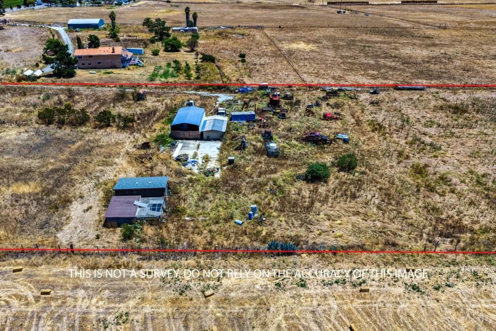 Image 7 of property listing at 4688 Pacheco Pass Highway, Gilroy, CA 95020