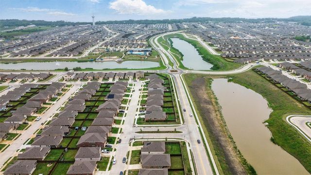 132 Wyndemere Lane, Princeton, TX 75407