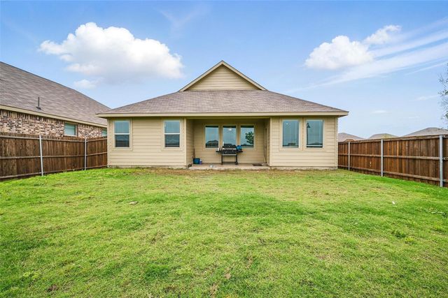 132 Wyndemere Lane, Princeton, TX 75407