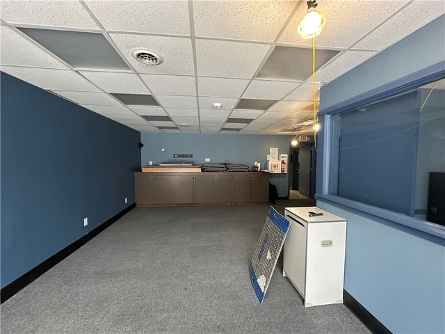 106 N Mercer Street, New Castle, PA 16101