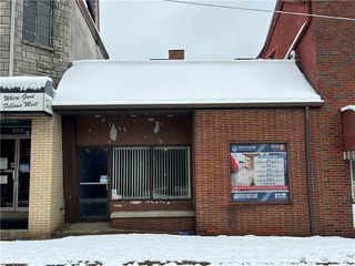 106 N Mercer Street, New Castle, PA 16101