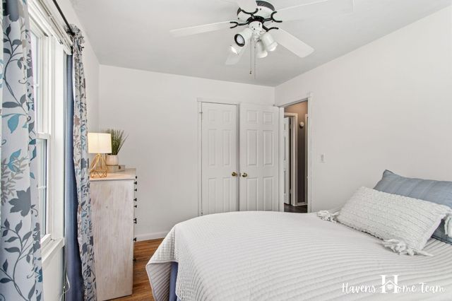 5186 Mildred Avenue SE, Kentwood, MI 49508