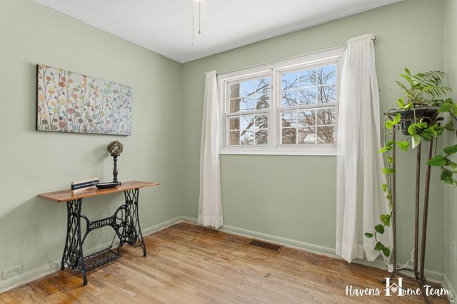 5186 Mildred Avenue SE, Kentwood, MI 49508