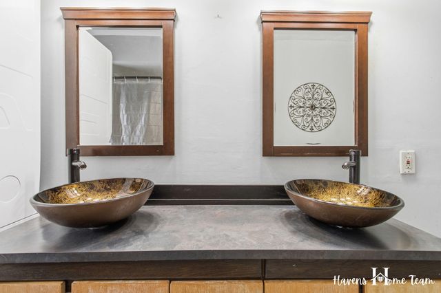 5186 Mildred Avenue SE, Kentwood, MI 49508