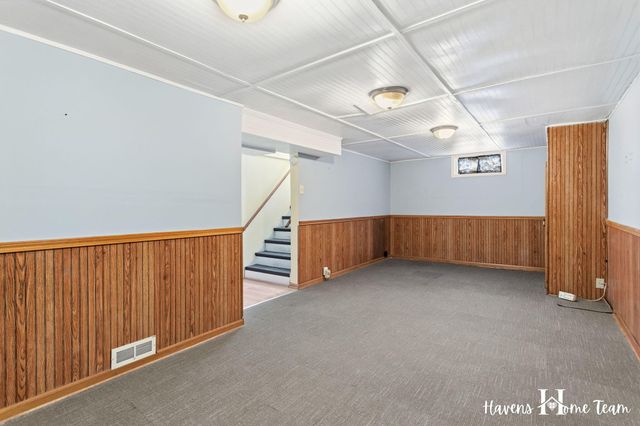 5186 Mildred Avenue SE, Kentwood, MI 49508